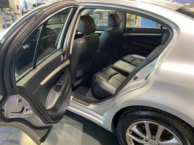 Used 2007 INFINITI G35 x Sedan w/ Premium Pkg image 14