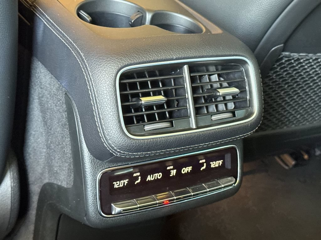 Used 2022 Mercedes-Benz GLS 450 4MATIC image 16