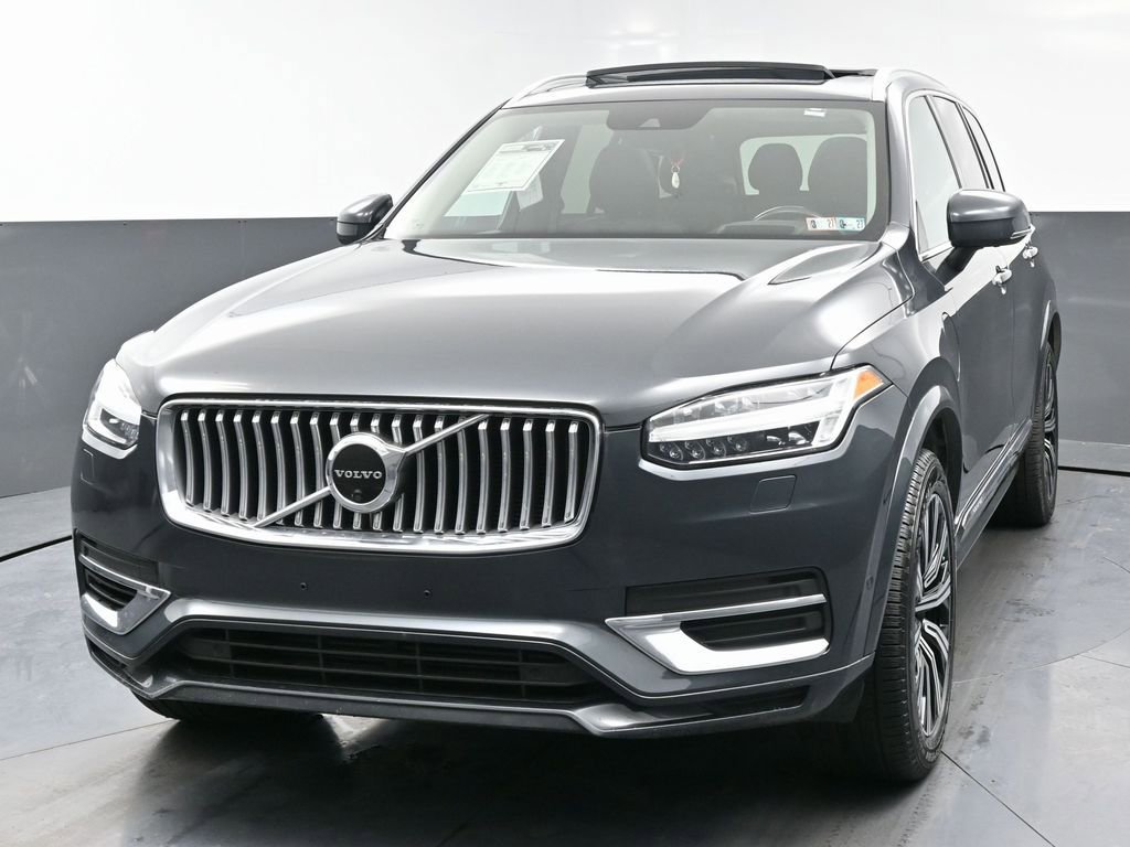 Used 2021 Volvo XC90 T8 Inscription w/ Protection Package Premier image 5