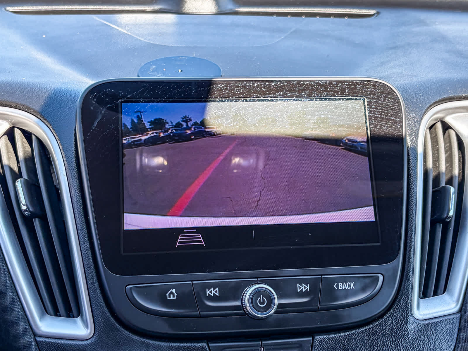 Used 2020 Chevrolet Malibu LS FWD image 23