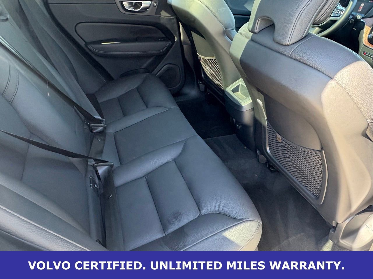 Certified 2024 Volvo XC60 B5 Plus w/ Protection Package Premier AWD/4WD image 32