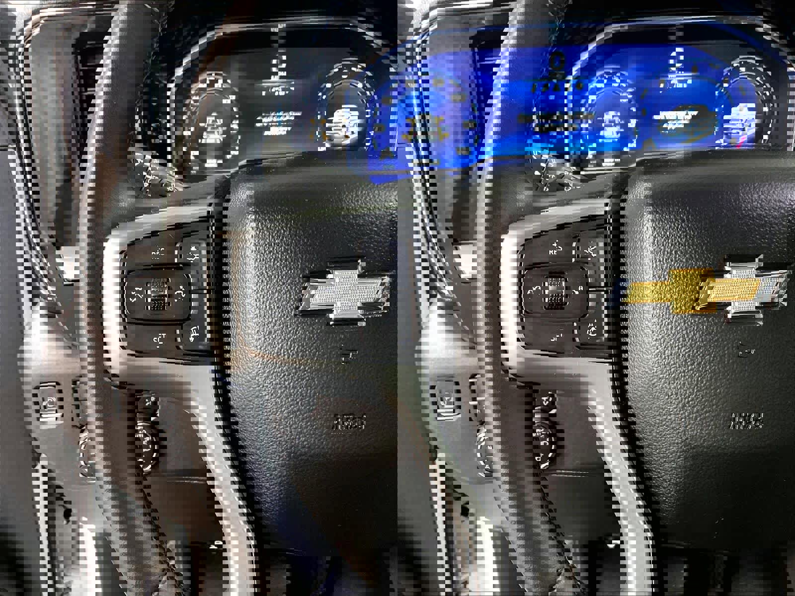 Used 2023 Chevrolet Silverado 1500 LT image 22