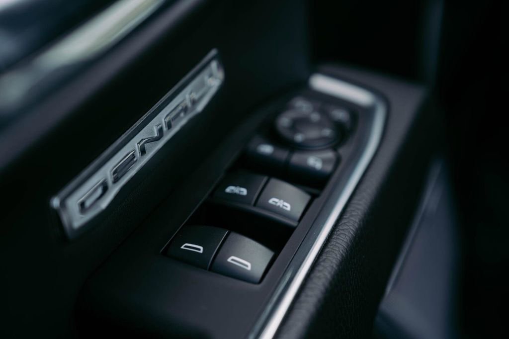 Used 2023 GMC Sierra 1500 Denali image 14