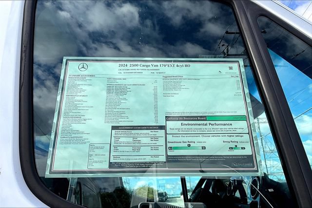 Used 2024 Mercedes-Benz Sprinter 2500 image 17