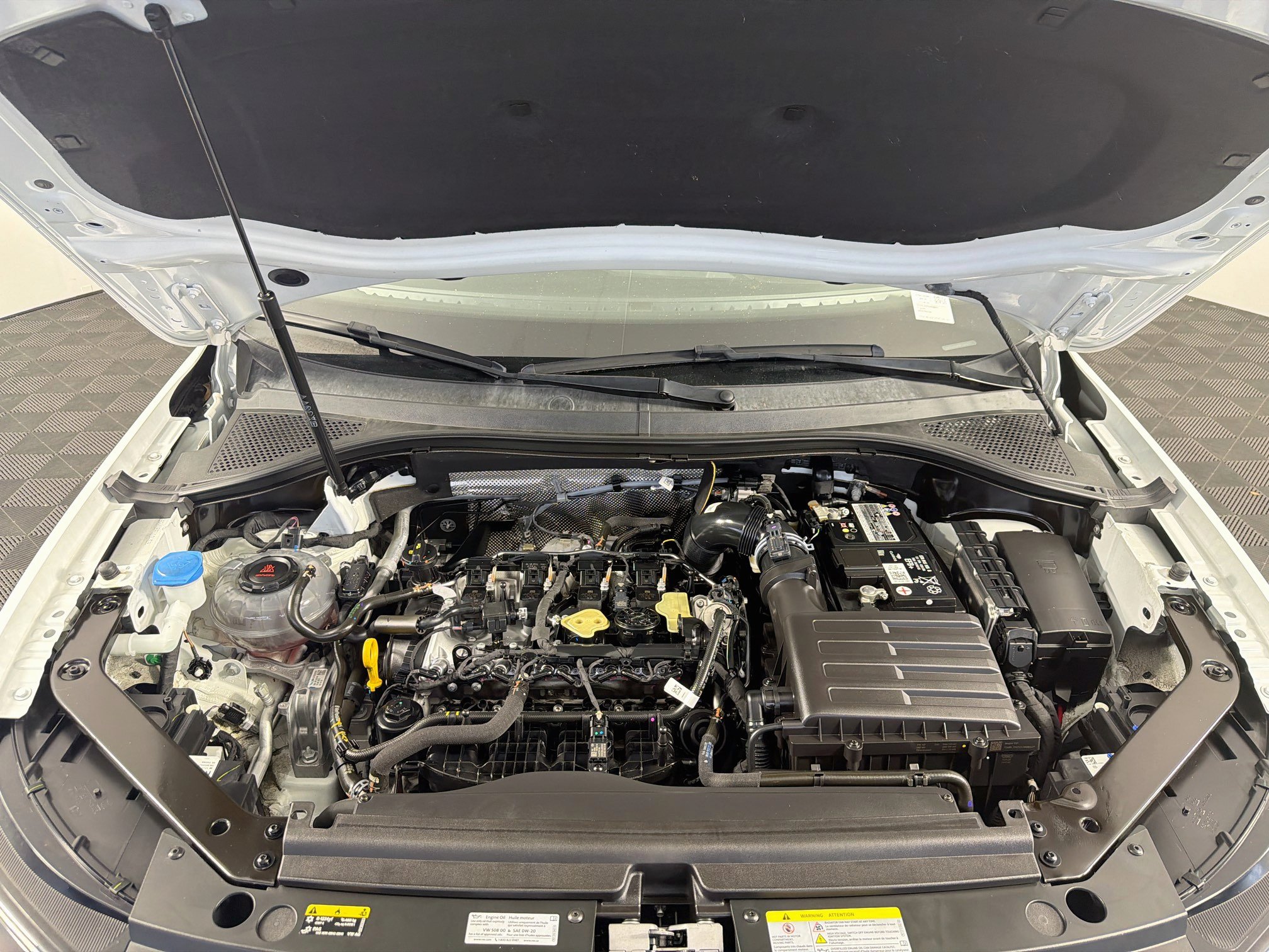 Used 2023 Volkswagen Tiguan SE FWD image 34