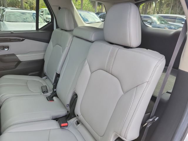 Certified 2024 Honda Pilot Touring image 12