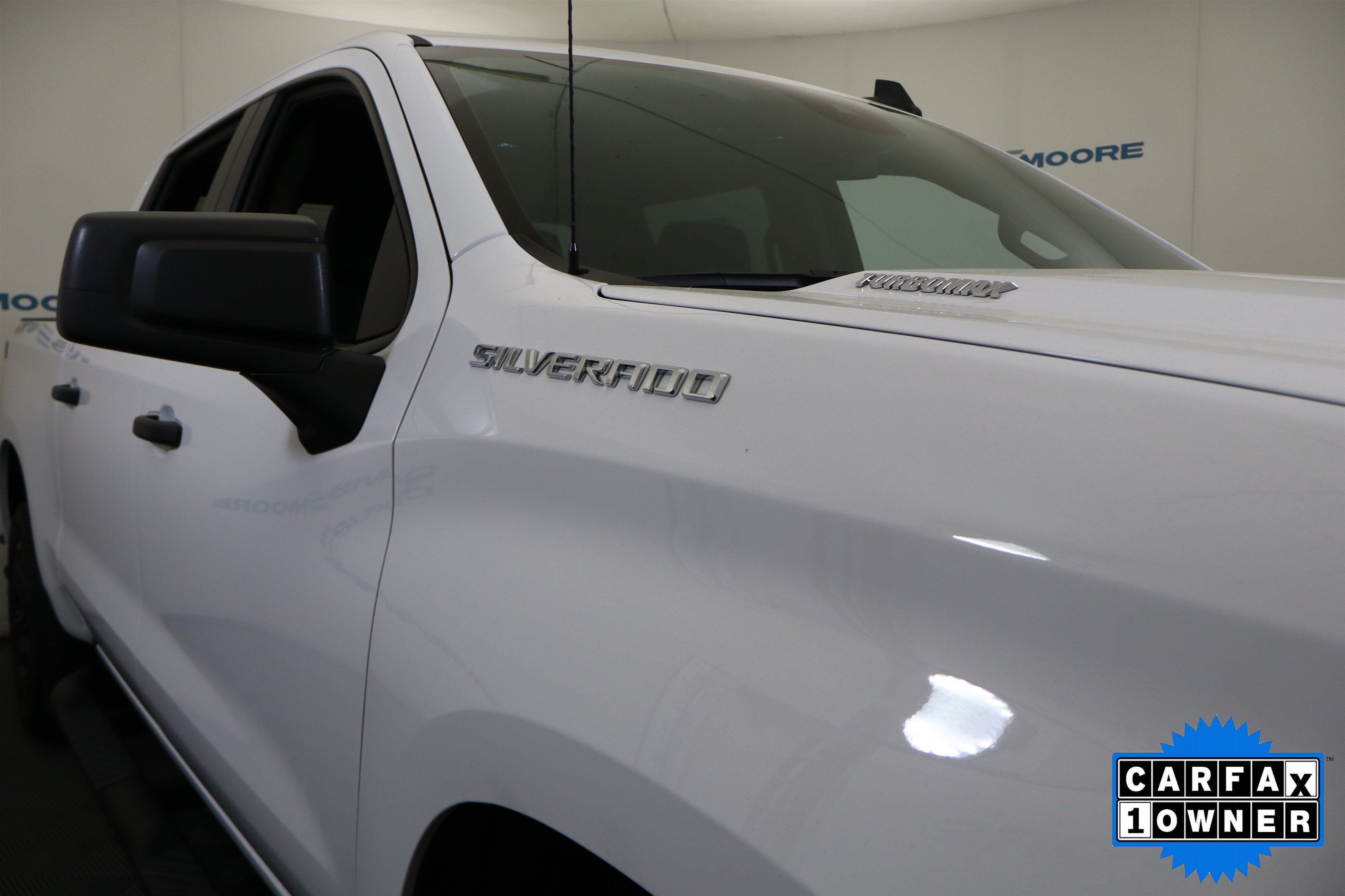 Used 2025 Chevrolet Silverado 1500 Custom w/ Turbomax Blackout Package AWD/4WD image 4