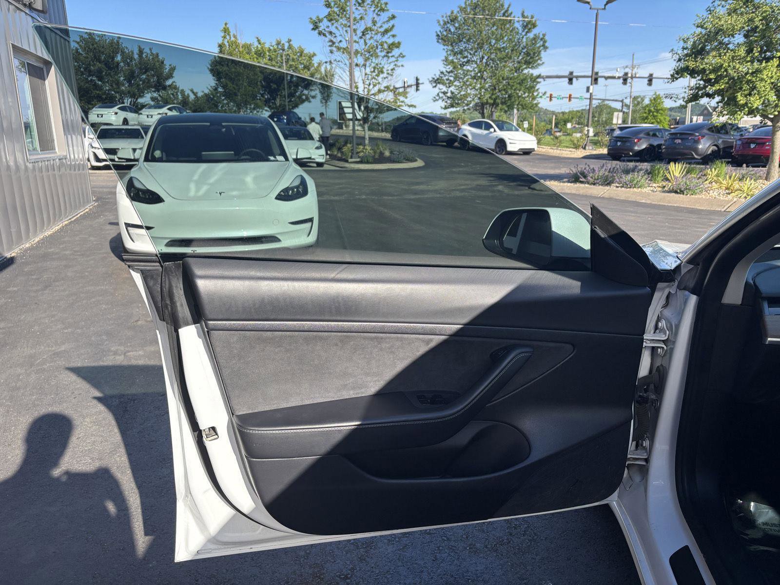 Used 2021 Tesla Model 3 Standard Range Plus RWD image 14