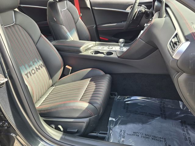 Used 2023 Genesis G70 2.0T w/ Sport Prestige Package RWD image 16