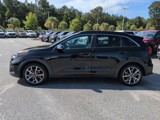 Used 2022 Kia Niro Touring Special Edition FWD image 7
