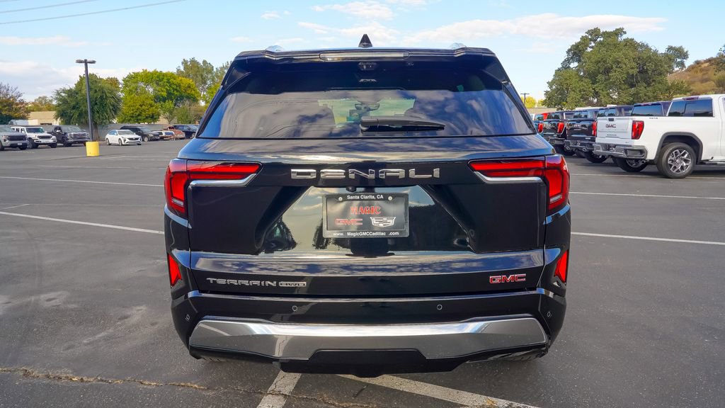 New 2026 GMC Terrain Denali AWD/4WD image 8