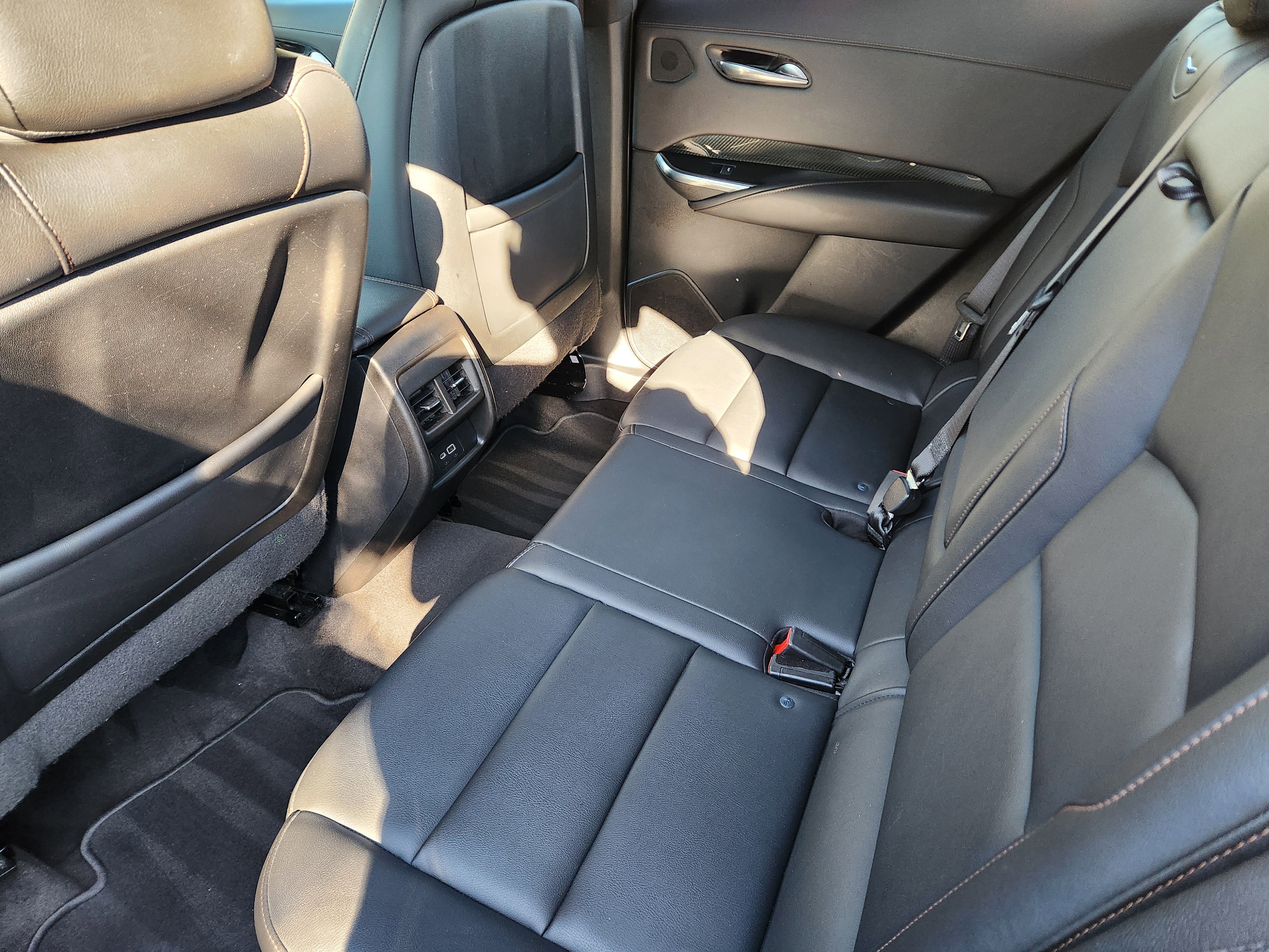 Used 2020 Cadillac XT4 Sport w/ Driver Awareness Package image 36