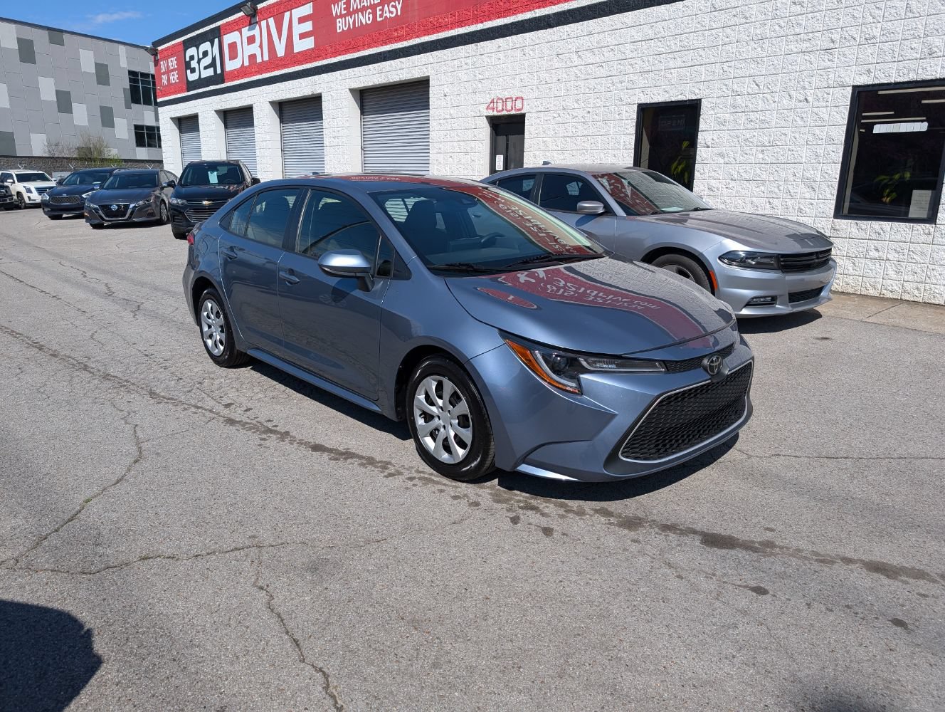 Used 2022 Toyota Corolla LE FWD image 4