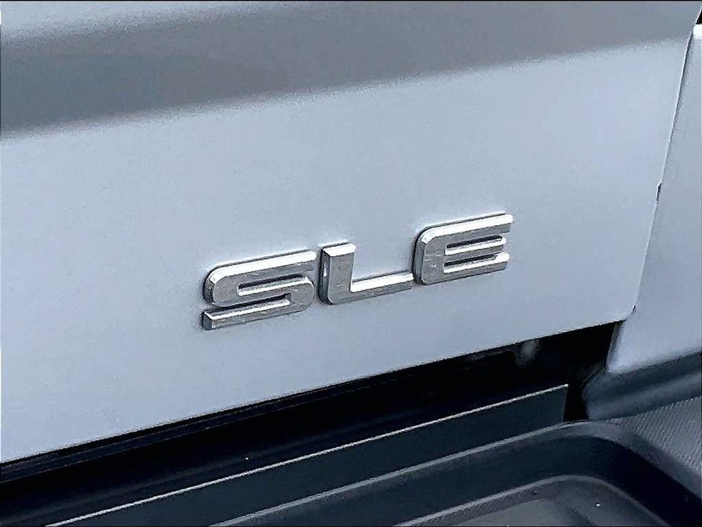 Used 2017 GMC Sierra 2500 SLE w/ HD SLE Preferred Plus Package AWD/4WD image 28