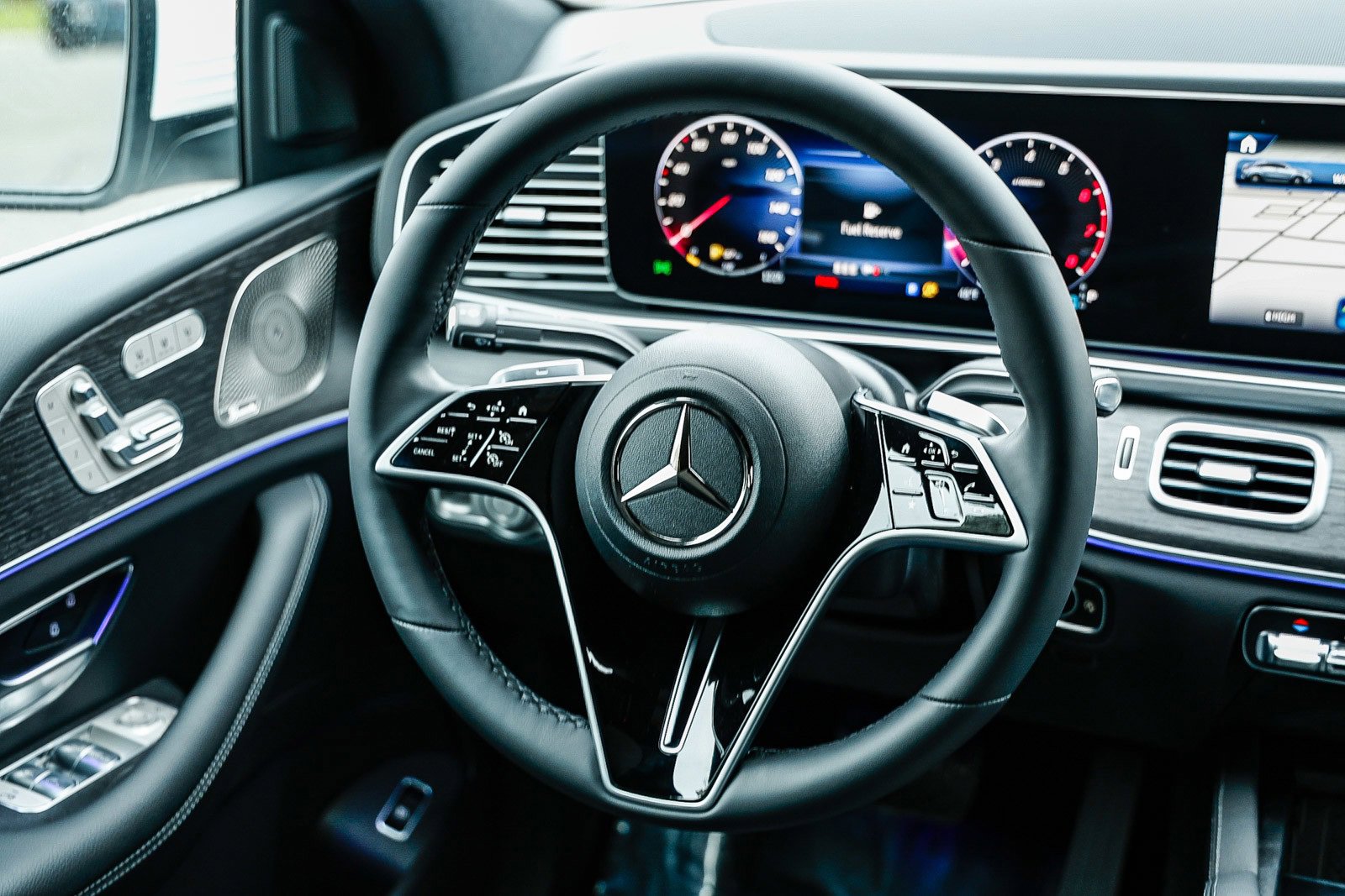 New 2026 Mercedes-Benz GLE 450 4MATIC Coupe image 13