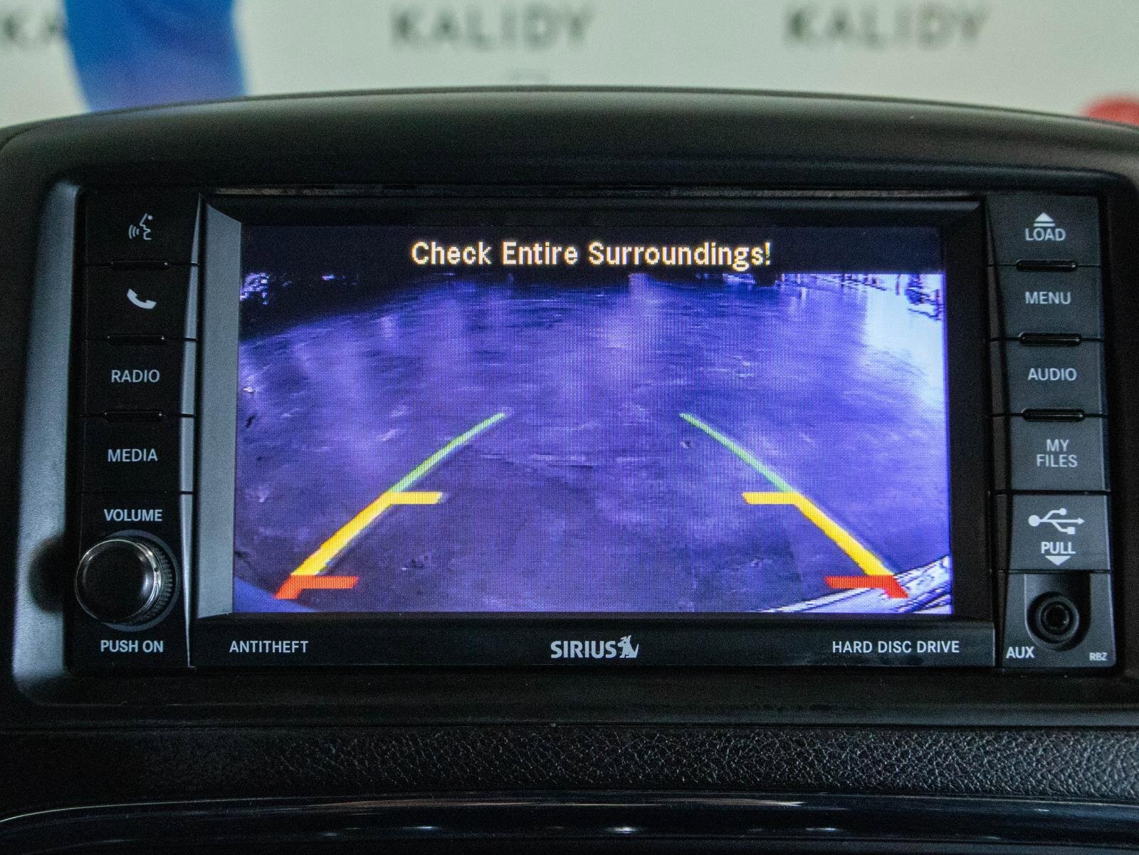 Used 2020 Dodge Grand Caravan SE image 6