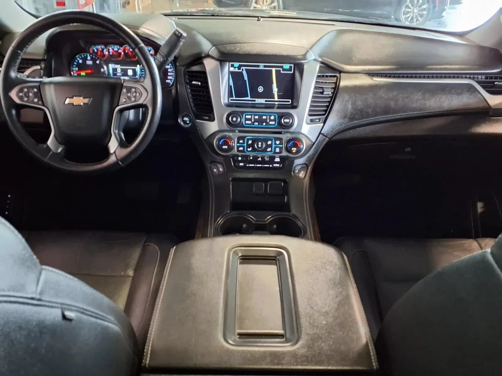 Used 2020 Chevrolet Suburban LT AWD/4WD image 18