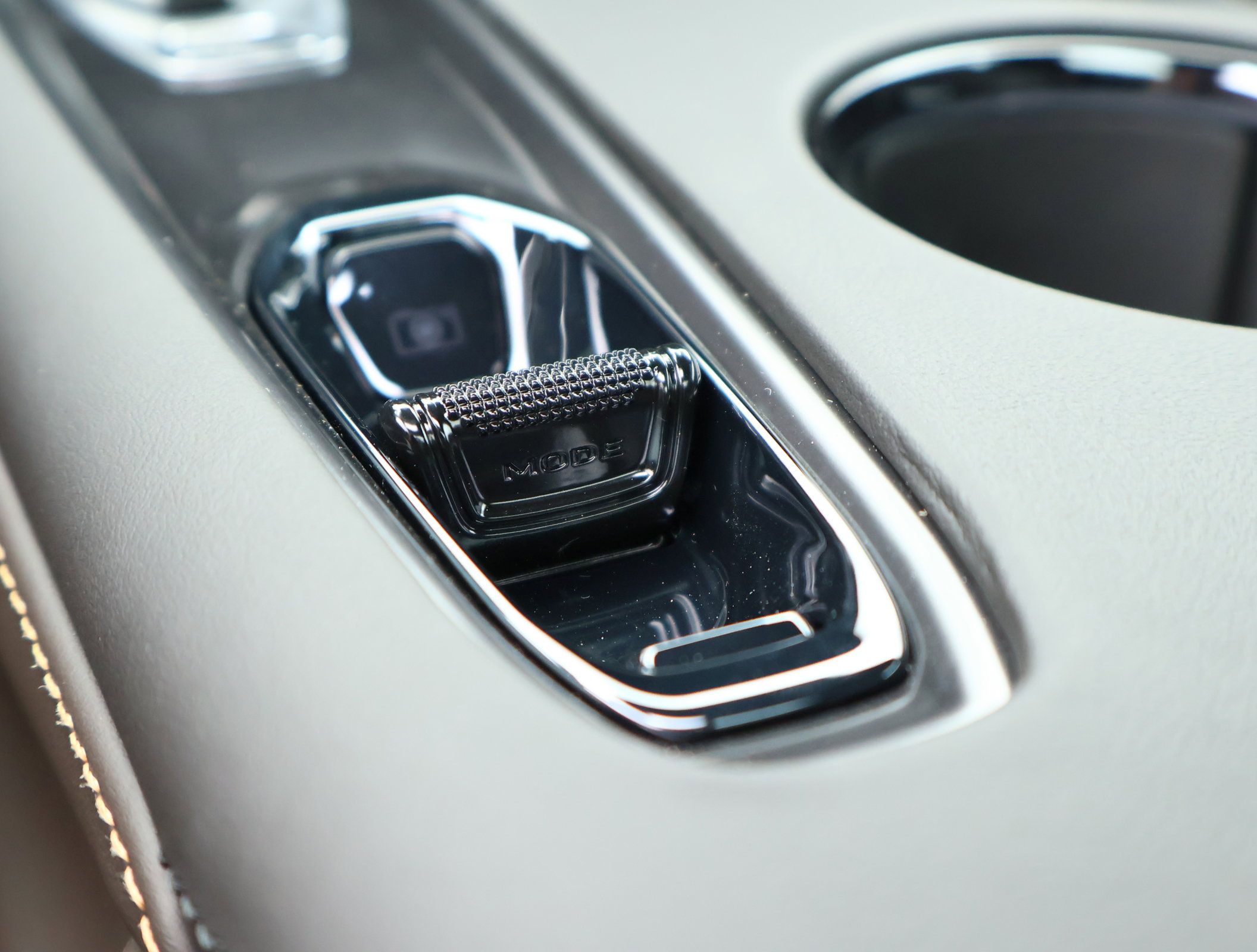 New 2026 Chevrolet Corvette E-Ray AWD/4WD image 19