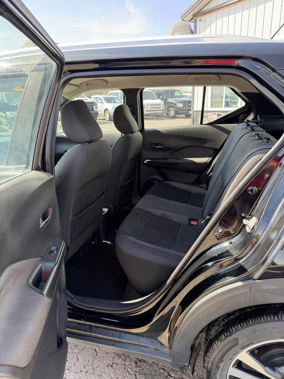 Used 2019 Nissan Kicks SV w/ Exterior Package FWD image 10