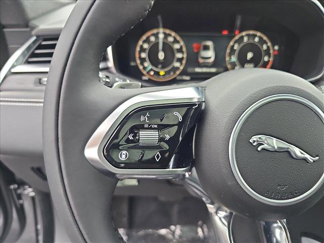 New 2026 Jaguar F-PACE R-Dynamic S image 15