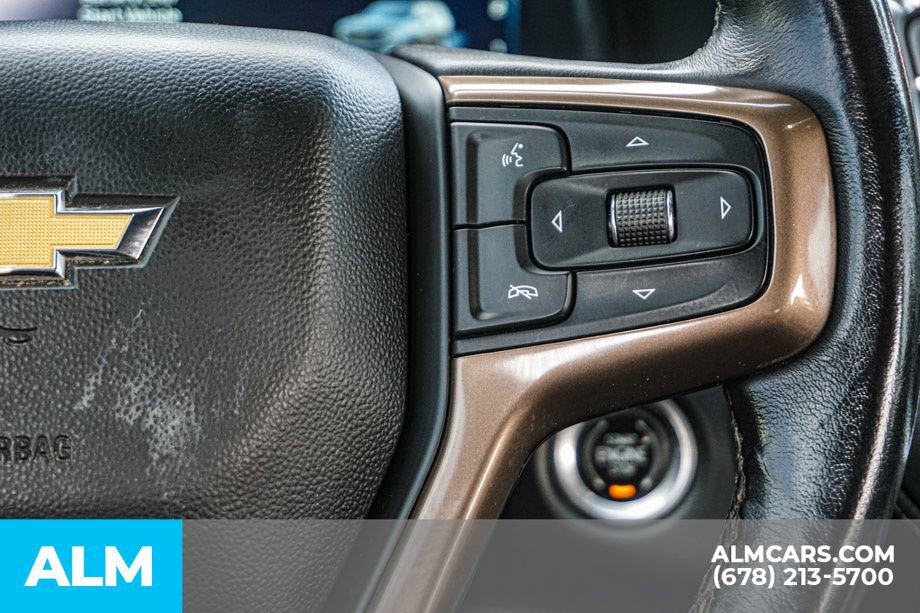 Used 2022 Chevrolet Suburban High Country image 32