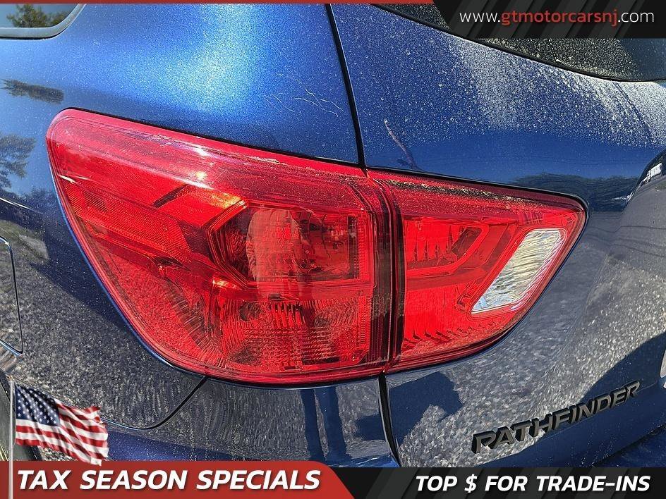 Used 2019 Nissan Pathfinder SL AWD/4WD image 12