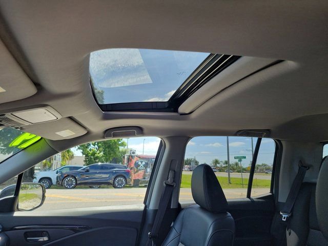 Used 2019 Honda Ridgeline RTL-E image 16