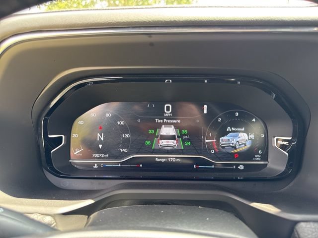 Used 2023 GMC Yukon XL Denali AWD/4WD image 28