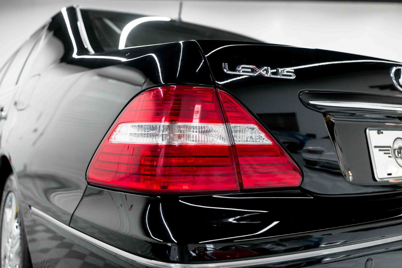 Used 2004 Lexus LS 430 RWD image 27