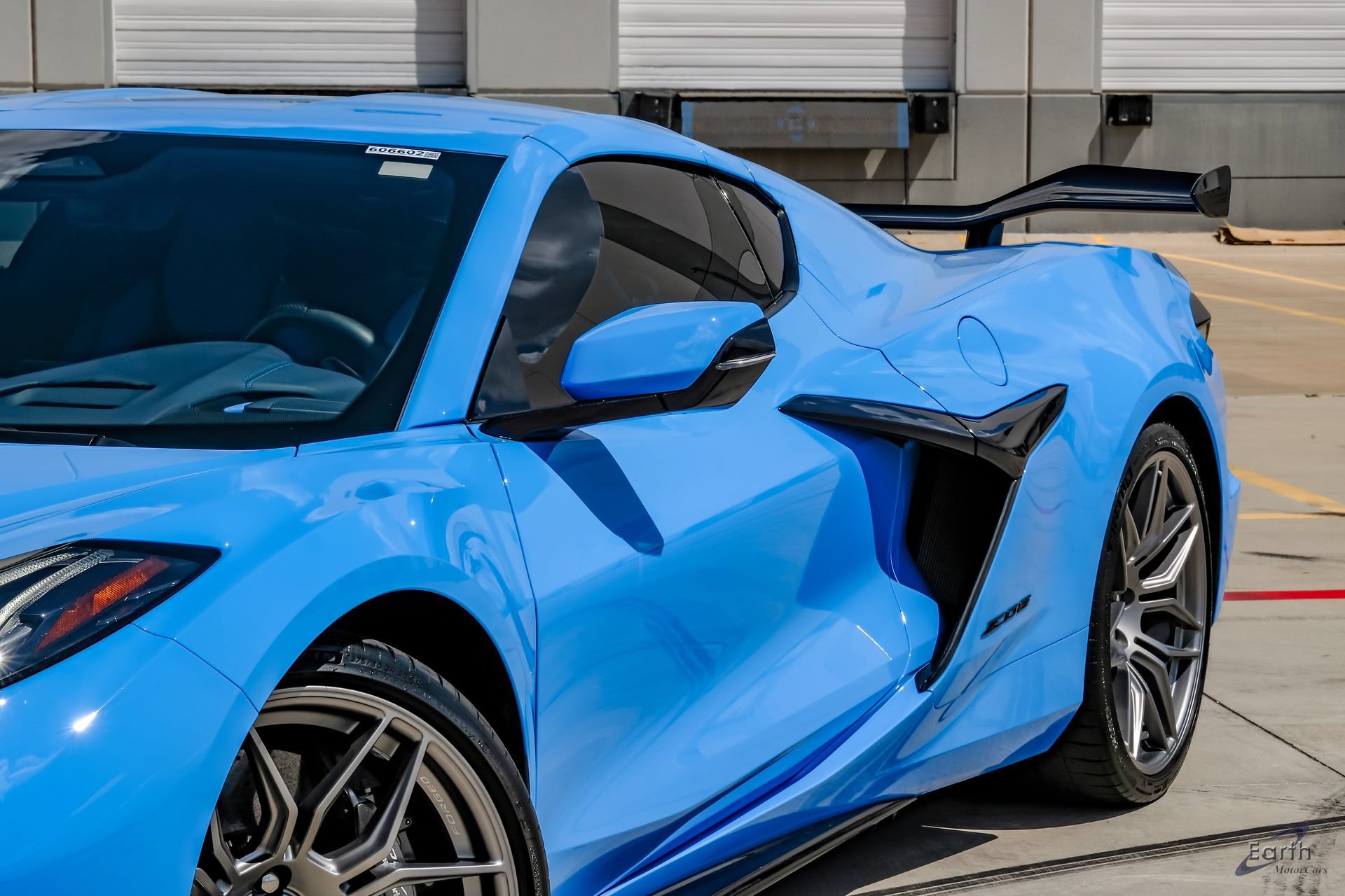 Used 2024 Chevrolet Corvette Z06 w/ Z07 Performance Package RWD image 27