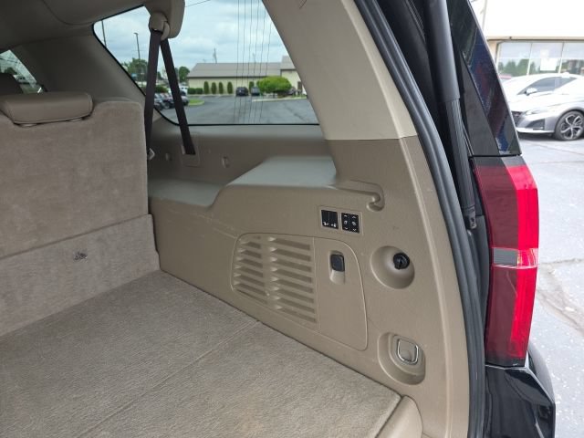 Used 2017 Chevrolet Suburban Premier AWD/4WD image 53