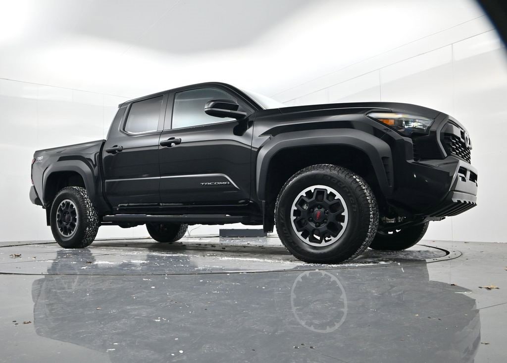 Used 2024 Toyota Tacoma TRD Off-Road image 35
