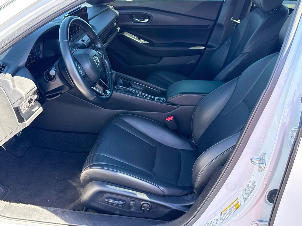 Used 2025 Honda Accord Sport image 9