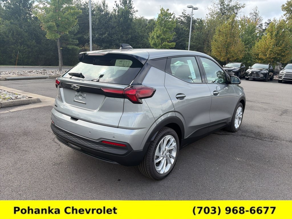 New 2027 Chevrolet Bolt LT FWD image 7