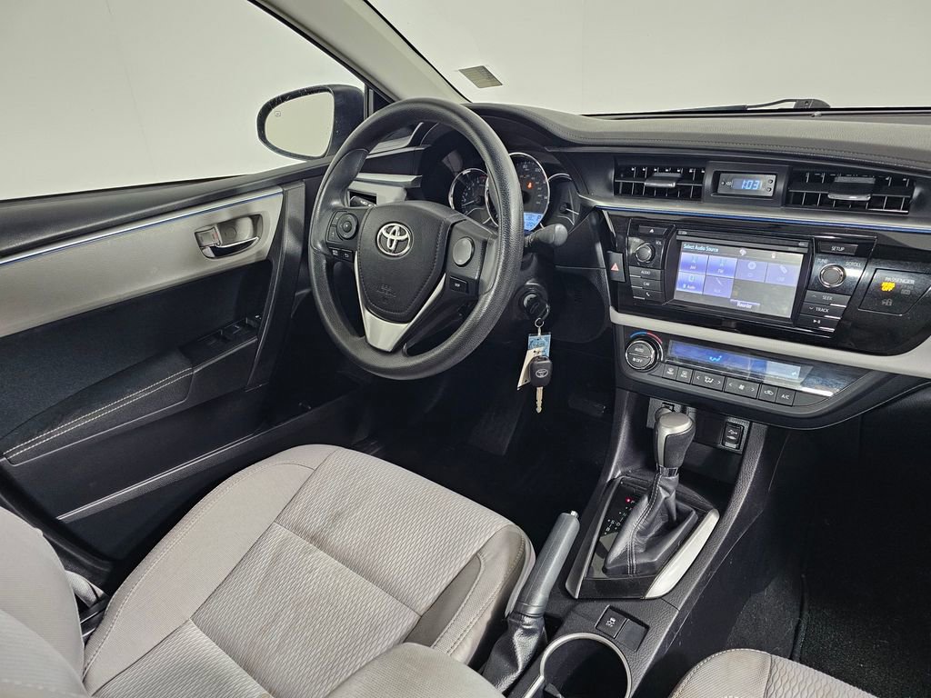 Used 2016 Toyota Corolla LE image 10