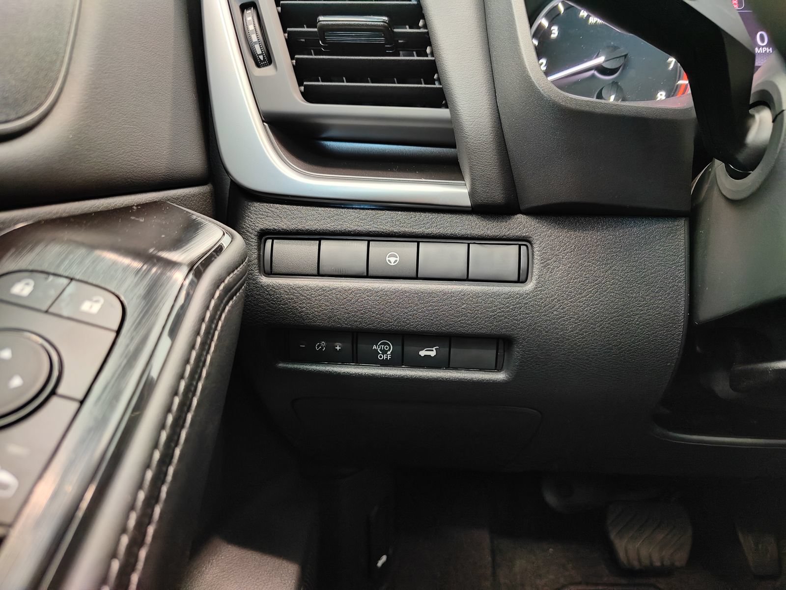 New 2026 Nissan Rogue Dark Armor AWD/4WD image 21