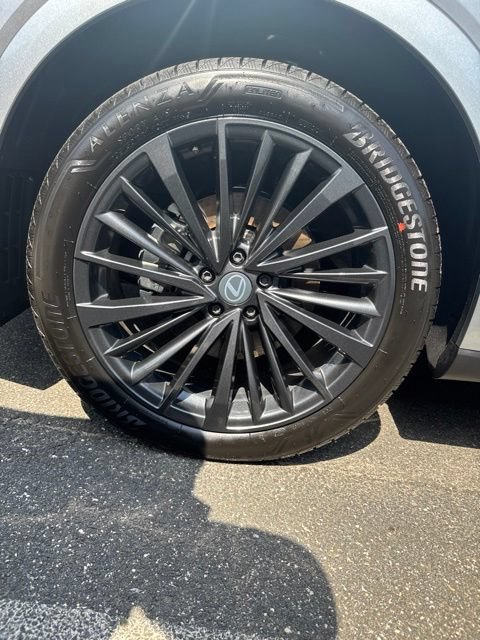 New 2026 Lexus RX 350h w/ Accessory Package (Z1) AWD/4WD image 4