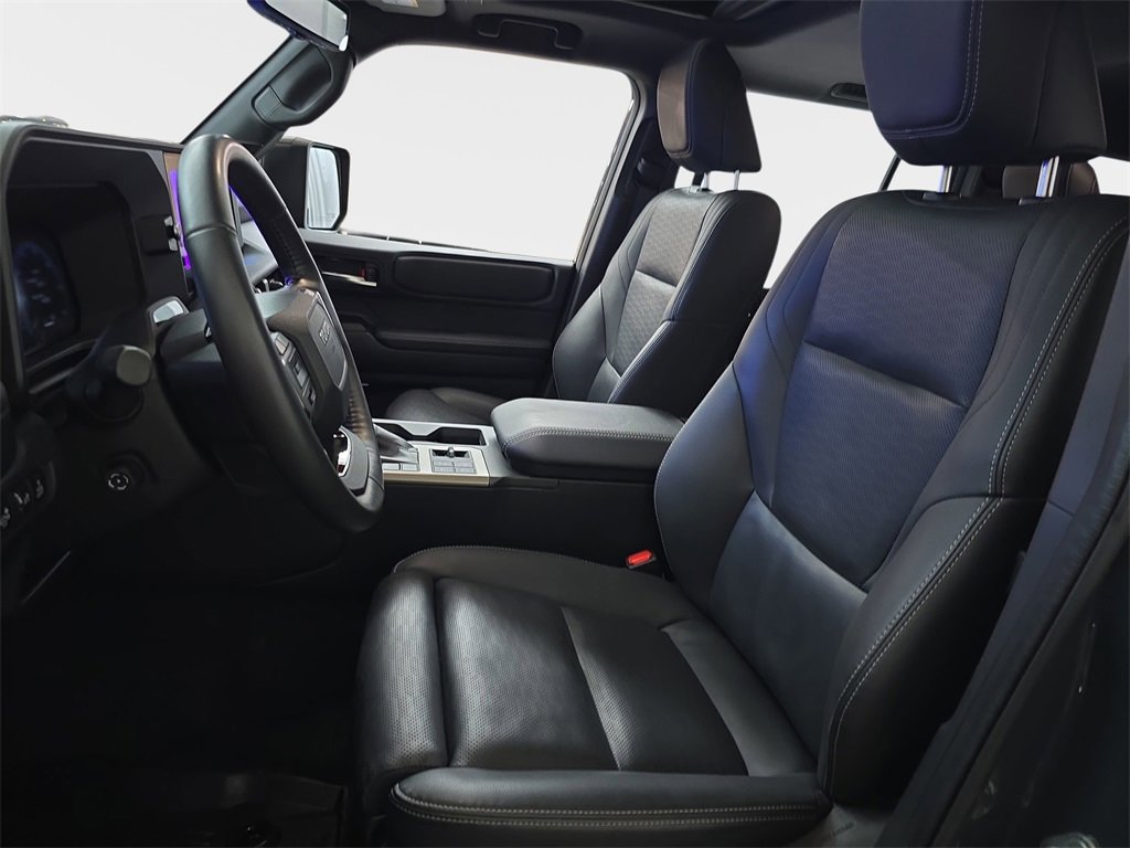 Used 2024 Toyota Land Cruiser image 18