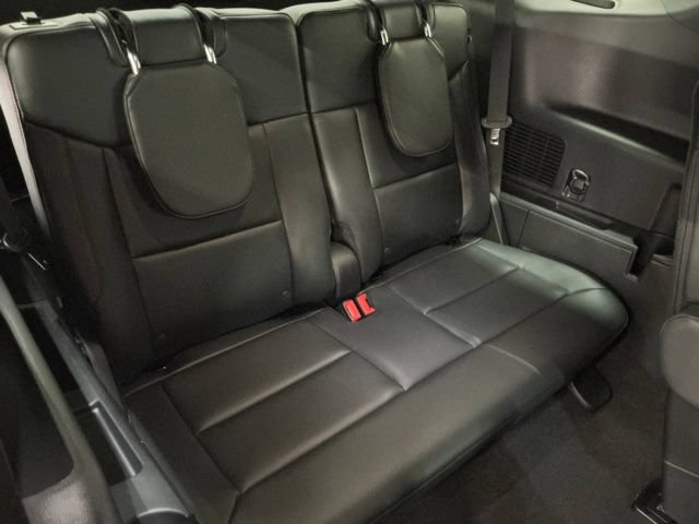 Used 2025 Ford Explorer ST w/ Sun And Sound Package AWD/4WD image 18