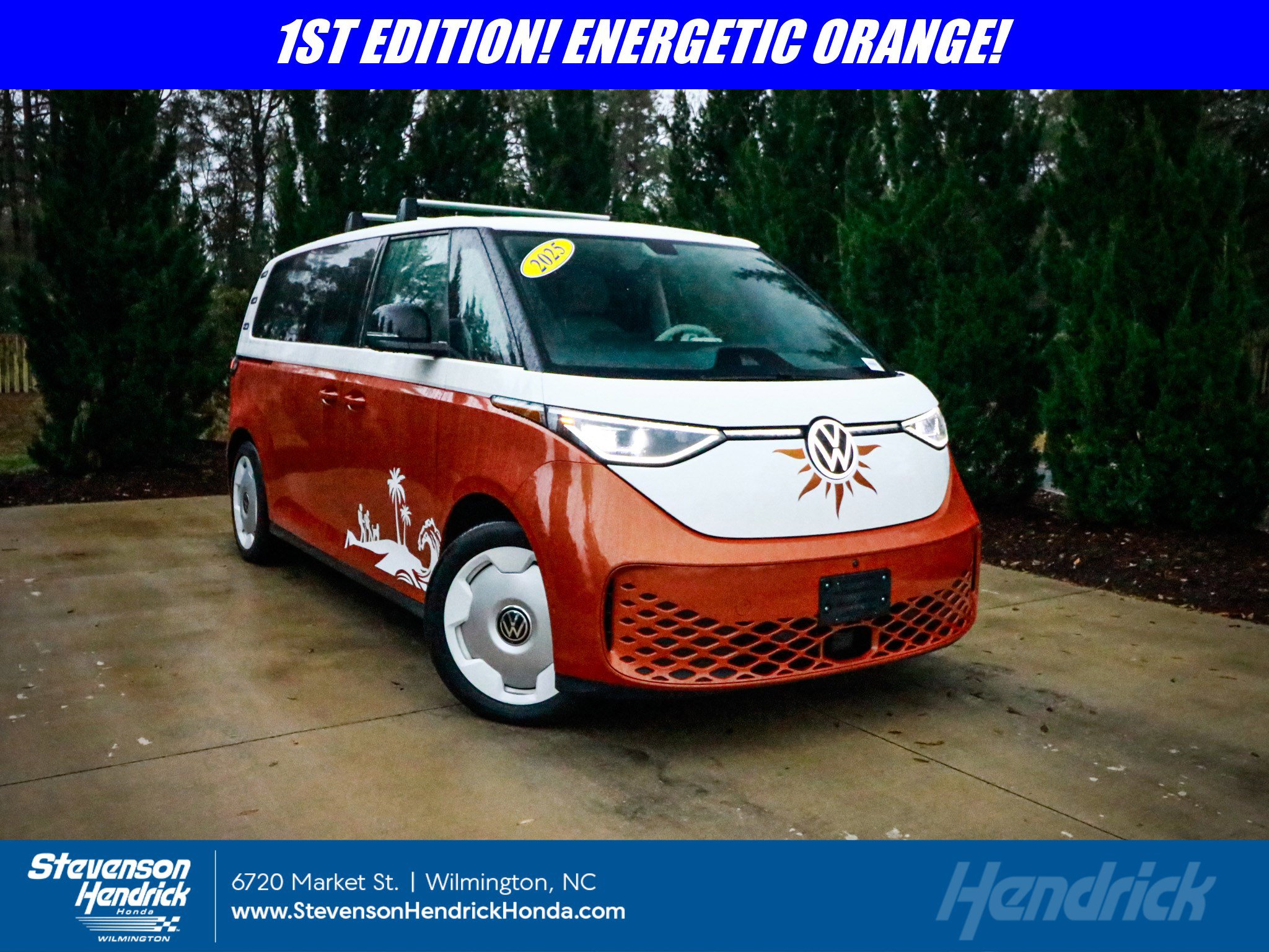 Used 2025 Volkswagen ID. Buzz 1st Edition image 1