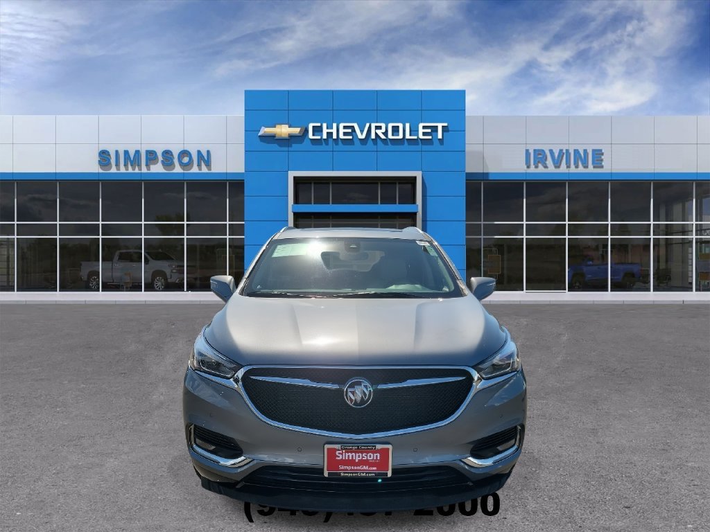Used 2021 Buick Enclave Premium w/ Sun and Sites Package AWD/4WD image 3