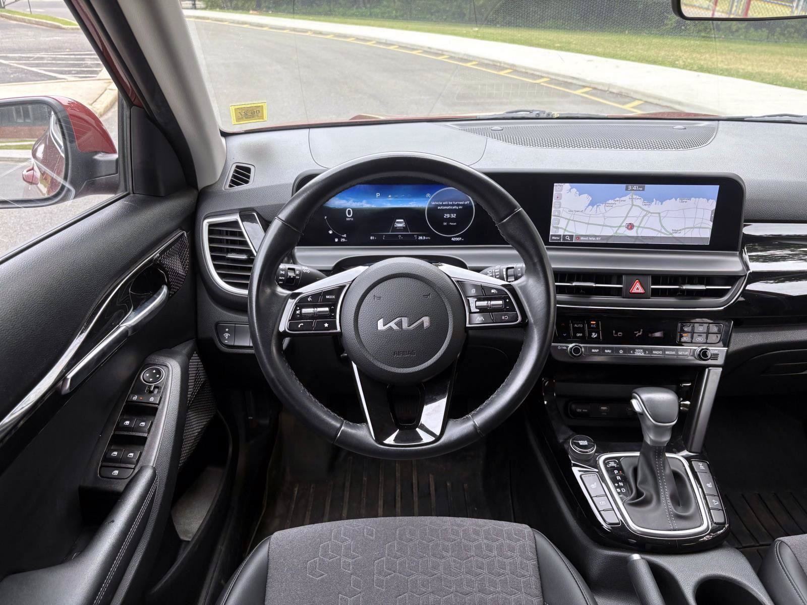 Certified 2024 Kia Seltos S AWD/4WD image 15