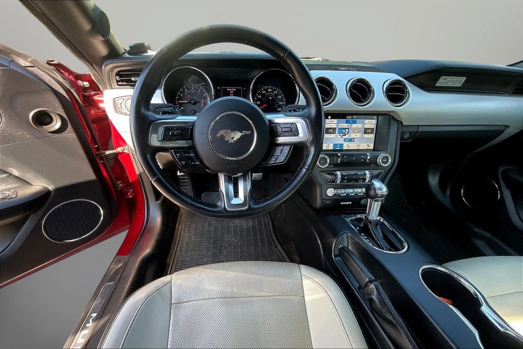 Used 2017 Ford Mustang Premium RWD image 8