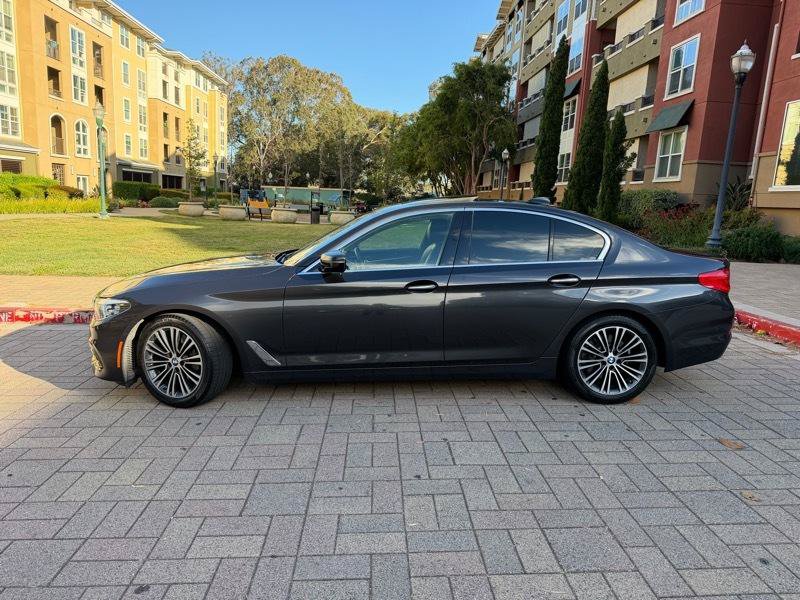 Used 2017 BMW 530i RWD image 4
