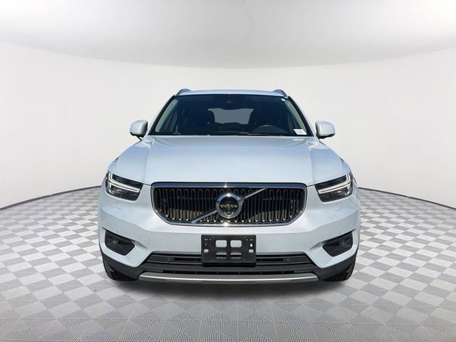 Used 2021 Volvo XC40 T4 Momentum video 2