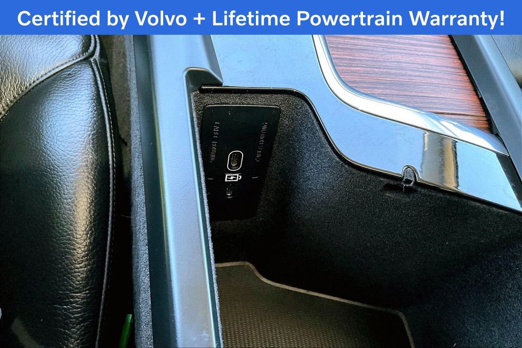 Used 2025 Volvo S60 B5 Plus FWD image 33