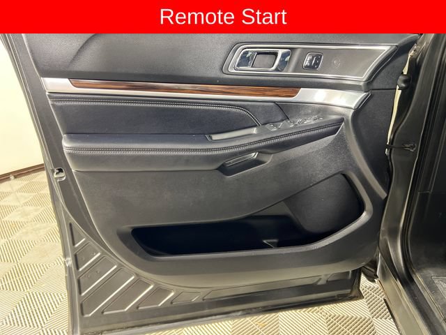 Used 2017 Ford Explorer Limited FWD image 12