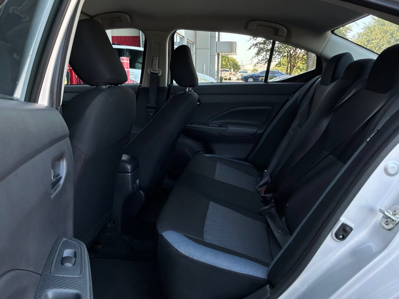 Used 2025 Nissan Versa SV FWD image 11