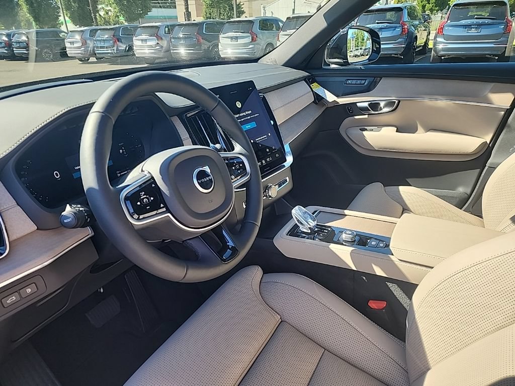 New 2026 Volvo XC90 T8 Ultra w/ Protection Package AWD/4WD image 12