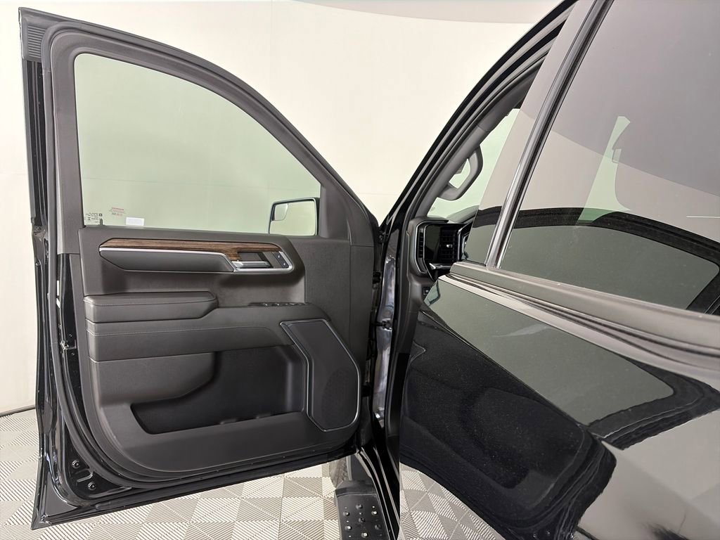 Used 2024 GMC Sierra 1500 Elevation w/ X31 Off-Road Package image 10
